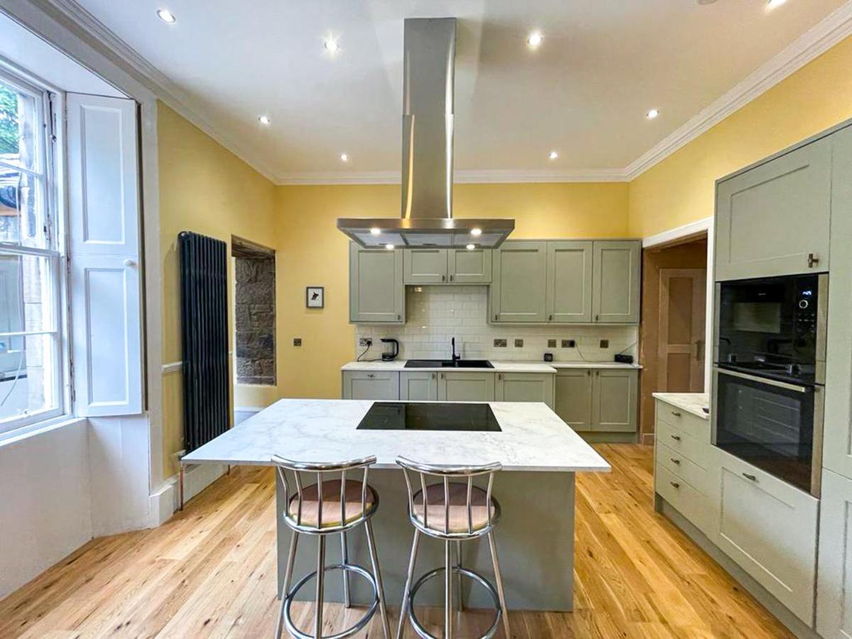 Remarkable 5Br Townhouse With Garden, Sleeps 12 EDI Exterior foto