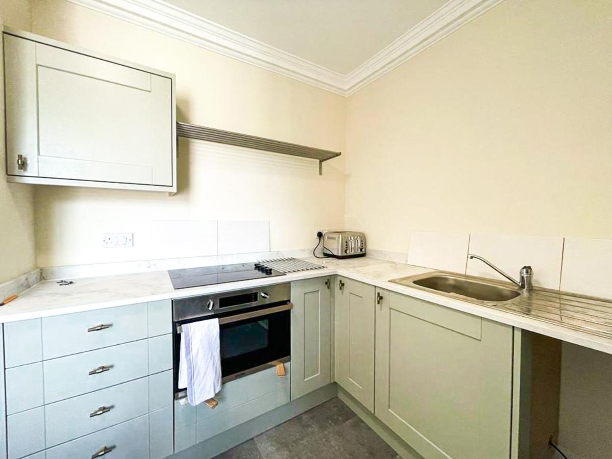 Remarkable 5Br Townhouse With Garden, Sleeps 12 EDI Exterior foto